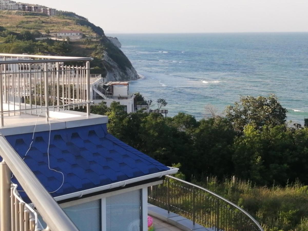 Rose Apartment On The Beach Bjala Kültér fotó